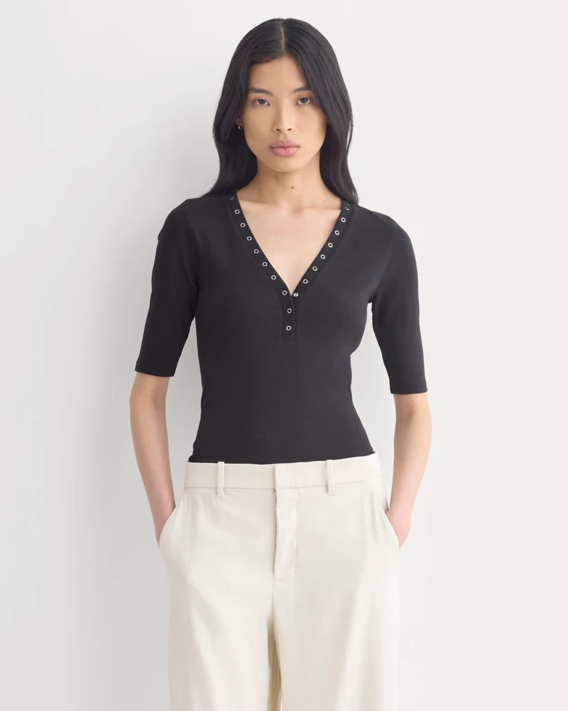 Luxe Rib V-Neck Henley | Black