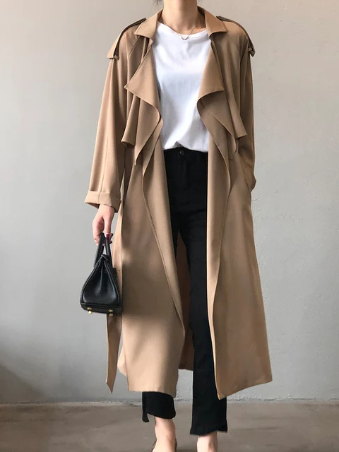 Elegante lange trenchcoat voor kantoor, uitloper met riem