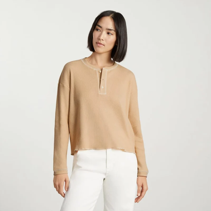 The Organic Cotton Waffle Henley | Sesame
