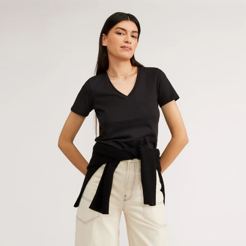 The Organic Cotton V-Neck | Black