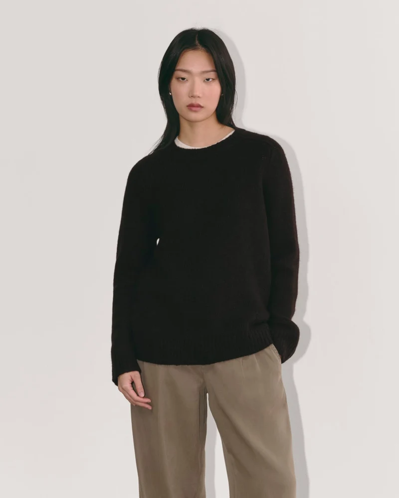 The Relaxed Crew in Cloud | Black