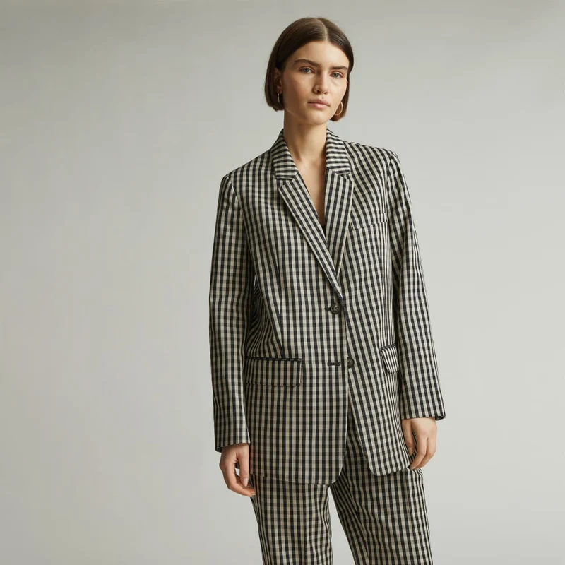 The Oversized Blazer in Buttersmooth | Khaki / Black
