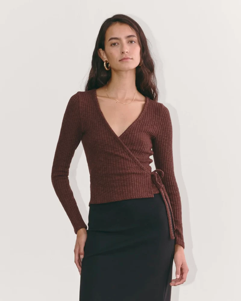 The Cozy Rib Wrap Top | Dark Mahogany
