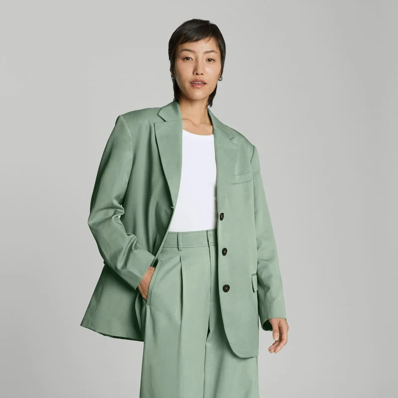 The ’80s Blazer | Lily Pad