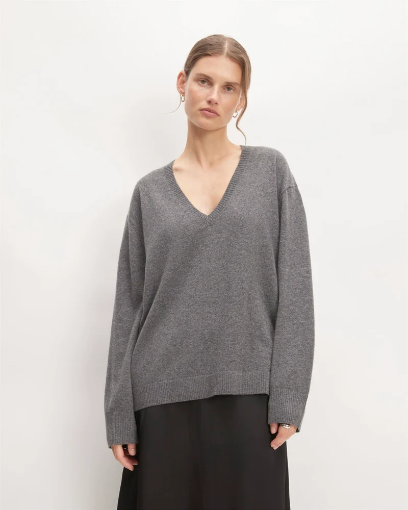 The Classic V in Cashmere | Heather Charcoal