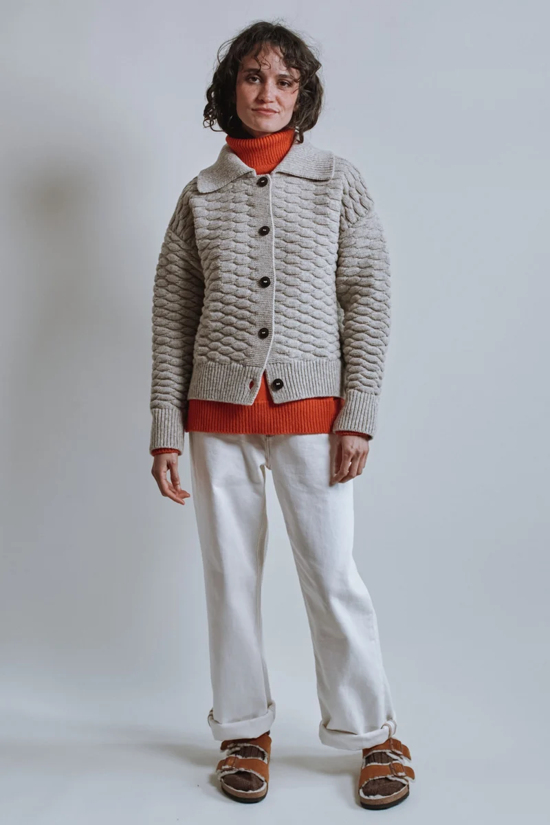 ASTRID Shirt-Collar Cardigan Jacket in Merino Wool - Beige